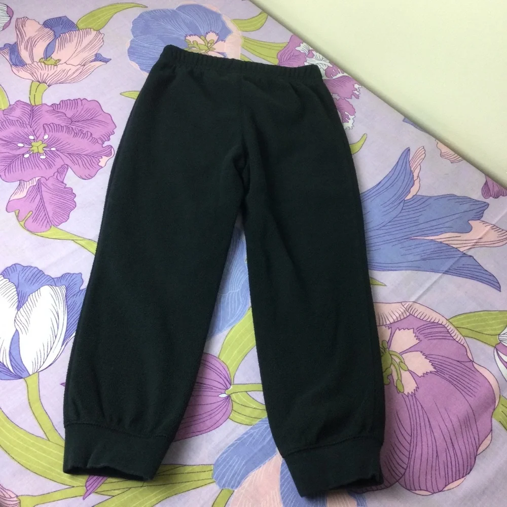 EUC Carter’s 2 Pc Set Flannel Sweatshirt & Pants